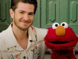 Andrew Garfield and Elmo’s Conversation About Grief Will Make You Cry